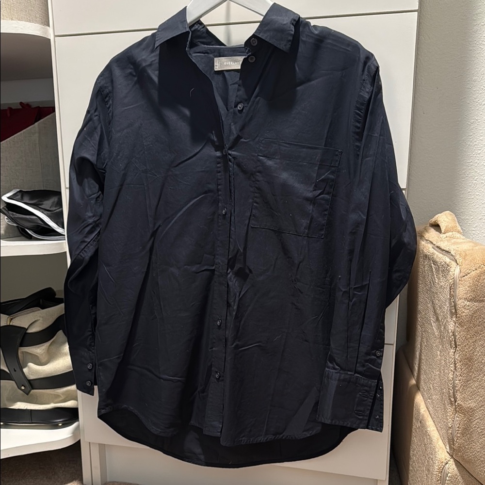 Men's Black Button-Up Shirt